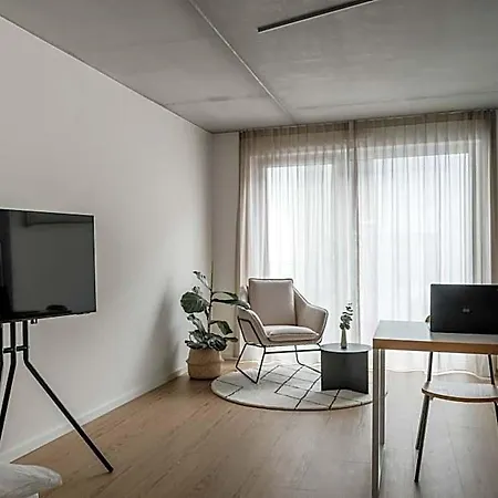 Cloud N°7 Aparthotel 4*